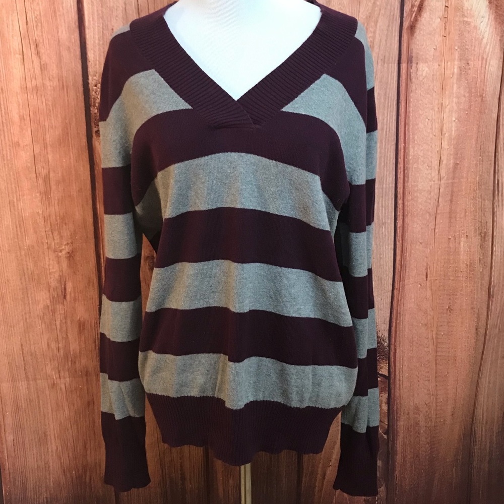 Gap Sweater